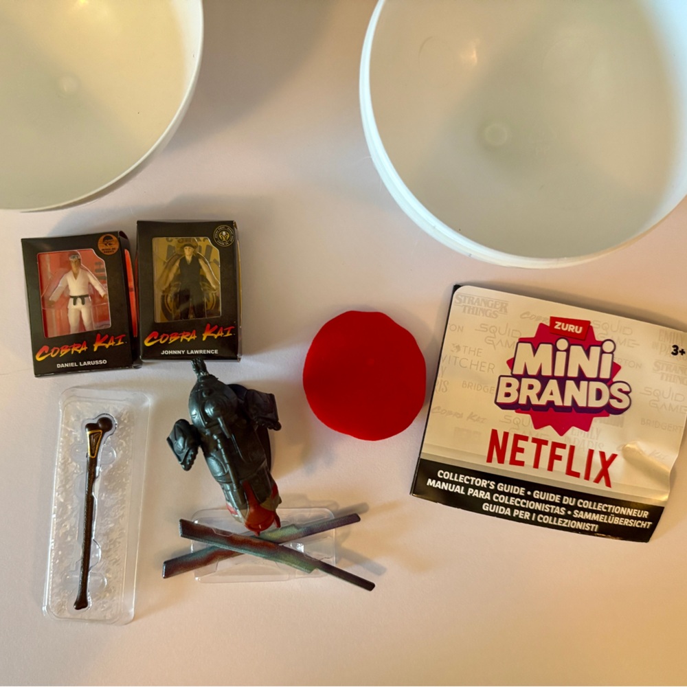 Mini Brands Netflix - Assorted Items